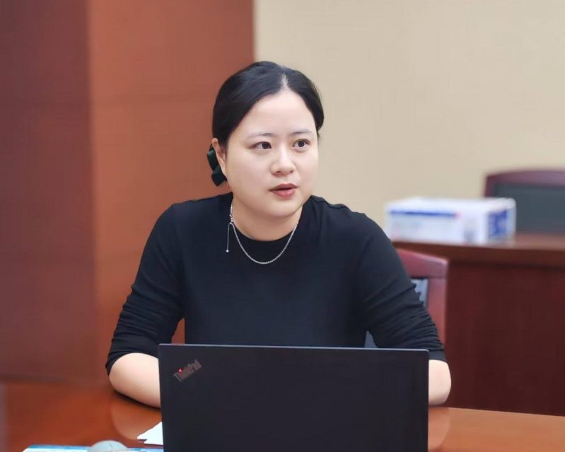 王牧冶：在字里行间践行参